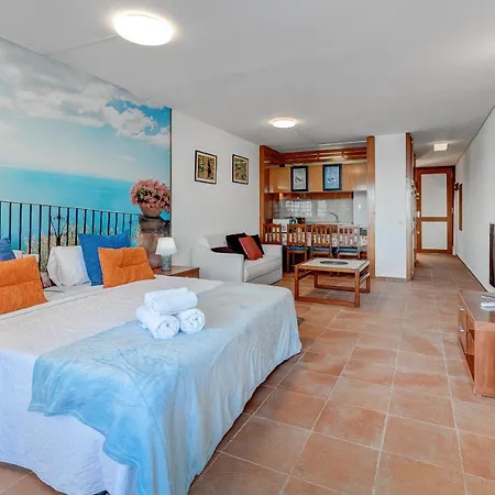 Apartament Apto 143 Wonderful Sea View With Swimming Pool